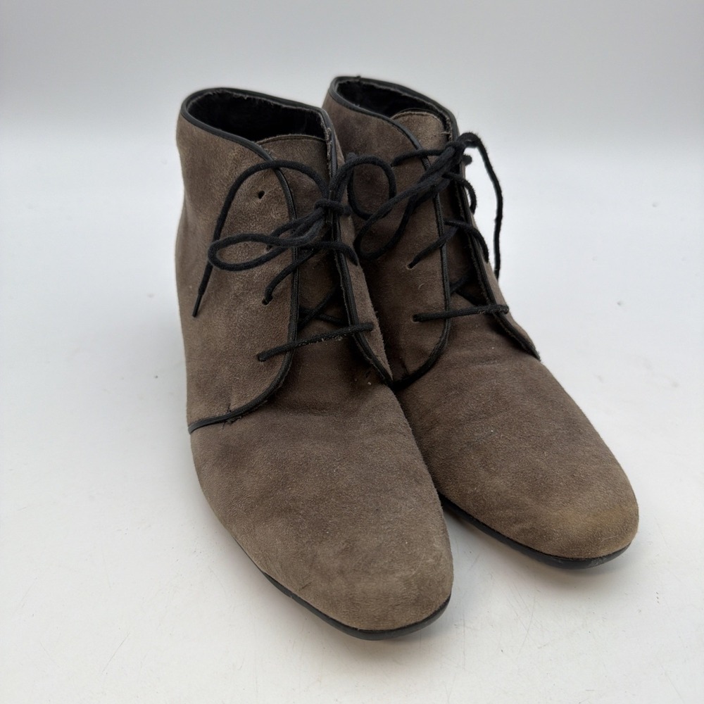 Munro American Booties Womens Size 8 Lace Up Brown Suede 2 Inch Wedge Heel